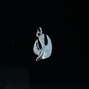 🔺FREE WHEN BUNDLED🔺 Silver Dove Pendant